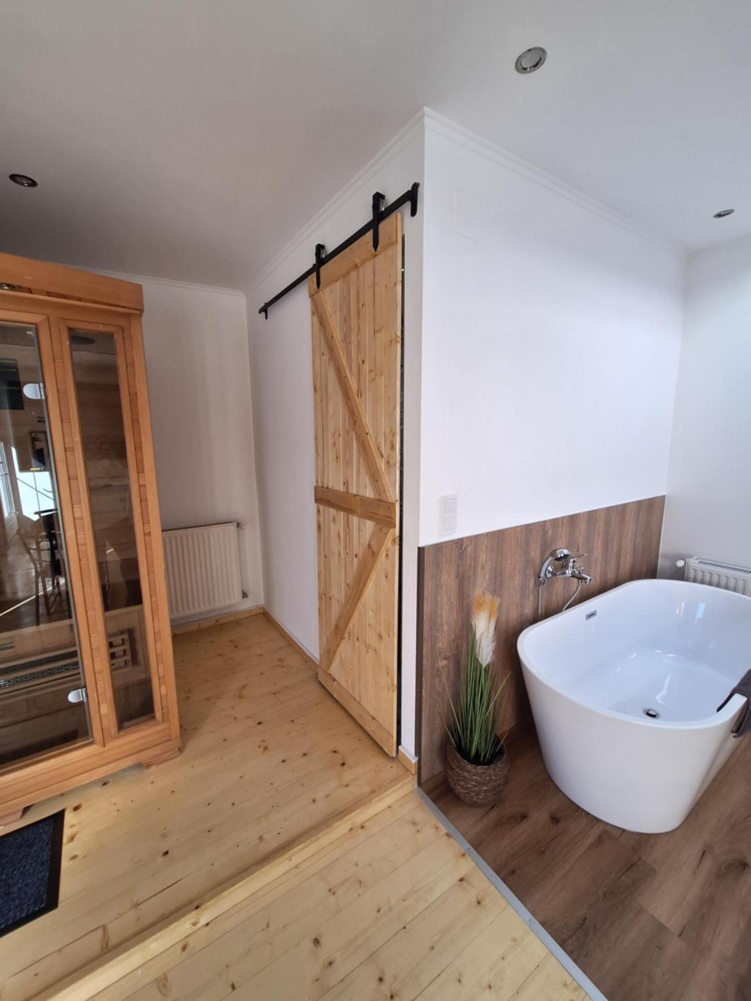 Varfal Apartman II Eger Ruang foto