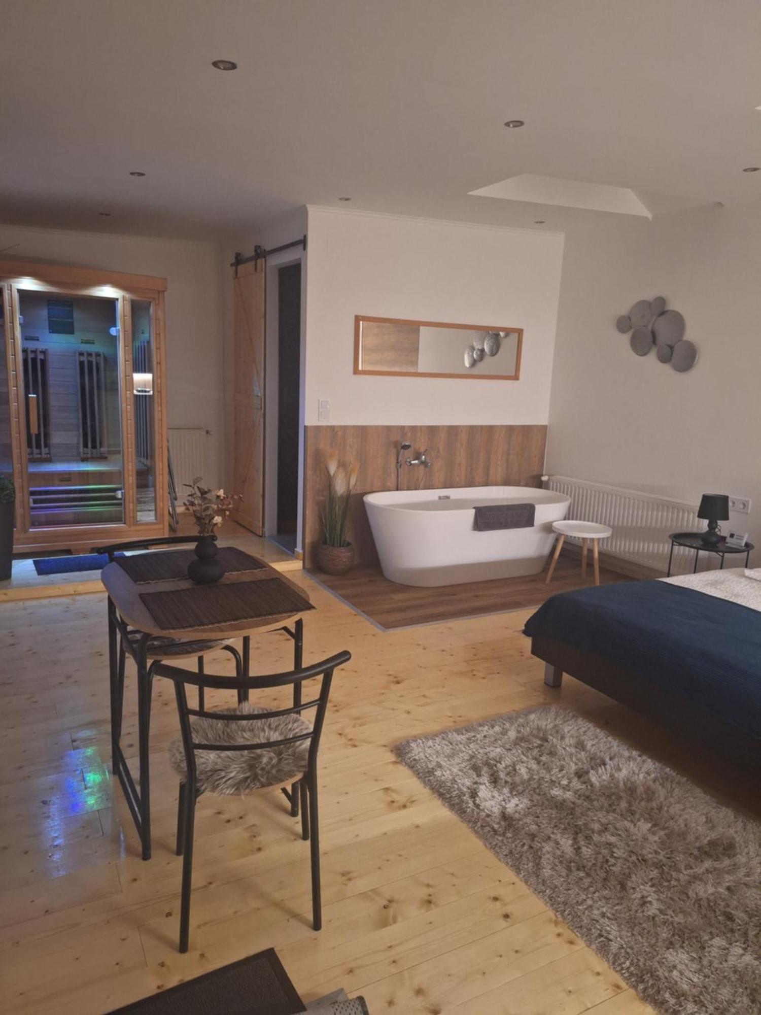 Varfal Apartman II Eger Ruang foto