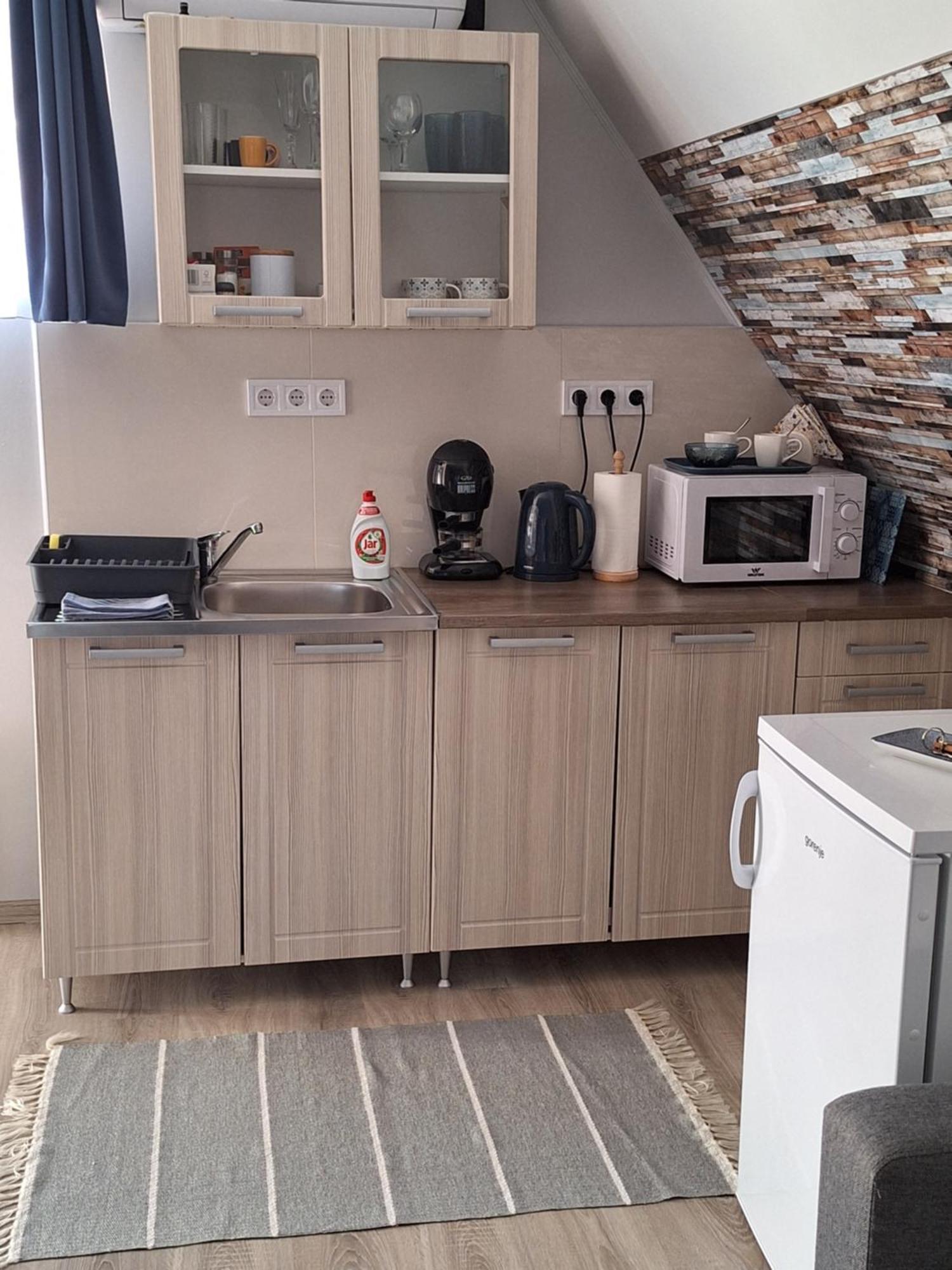 Varfal Apartman II Eger Ruang foto